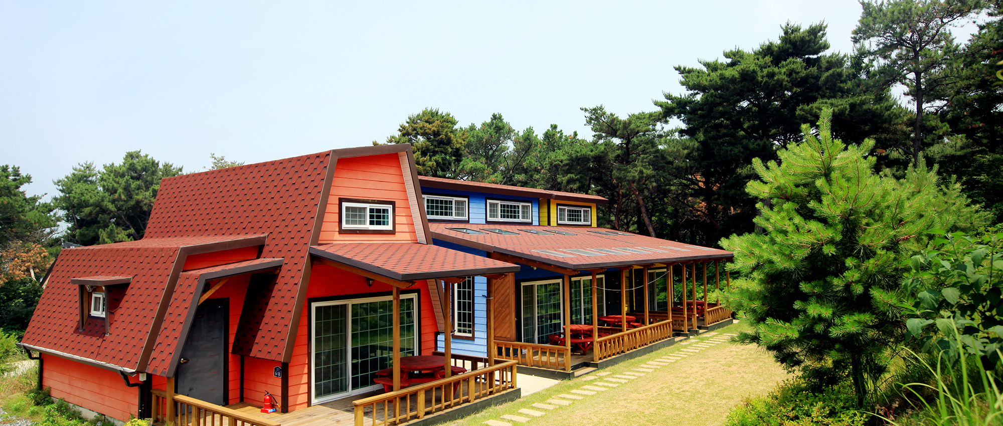 슬라이드 이미지 3